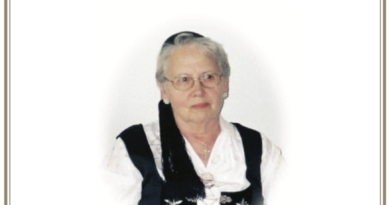 Útför Þóru Hólm Jóhannsdóttur (streymi)